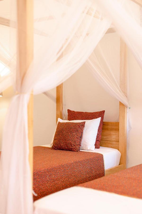 Casa Louka Bed & Breakfast ซาลี ปอร์ตูดัล ภายนอก รูปภาพ