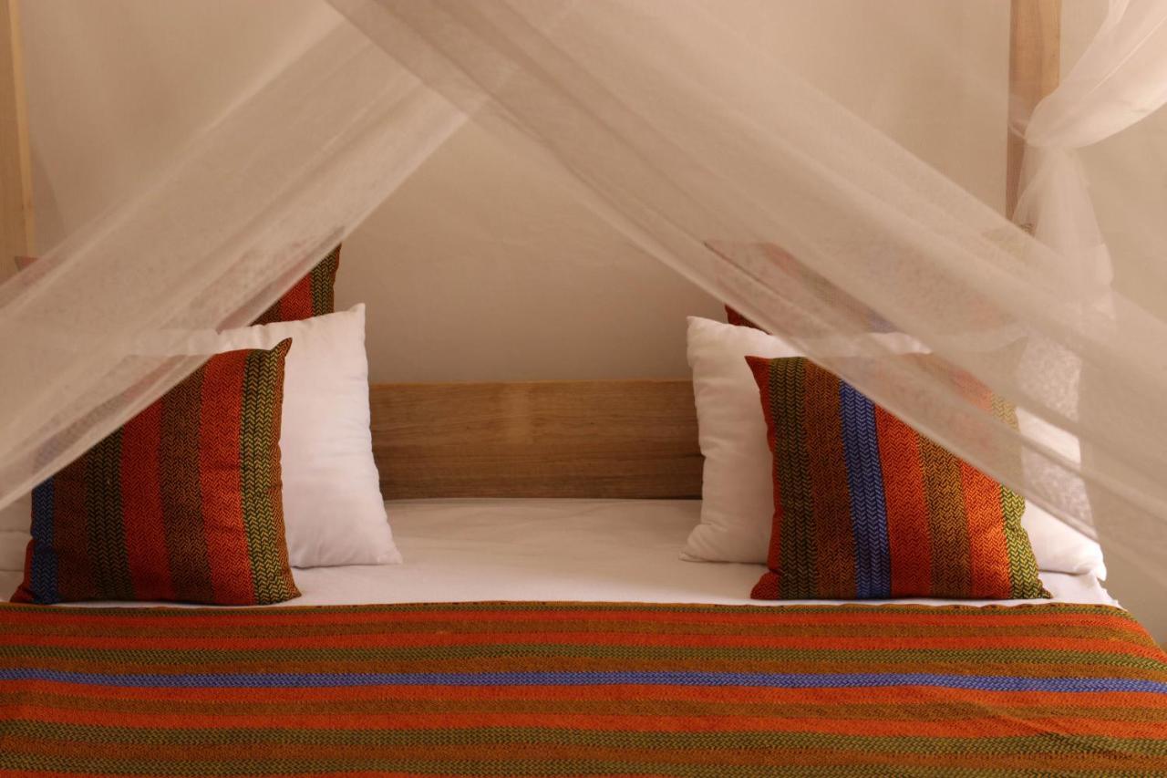Casa Louka Bed & Breakfast ซาลี ปอร์ตูดัล ภายนอก รูปภาพ